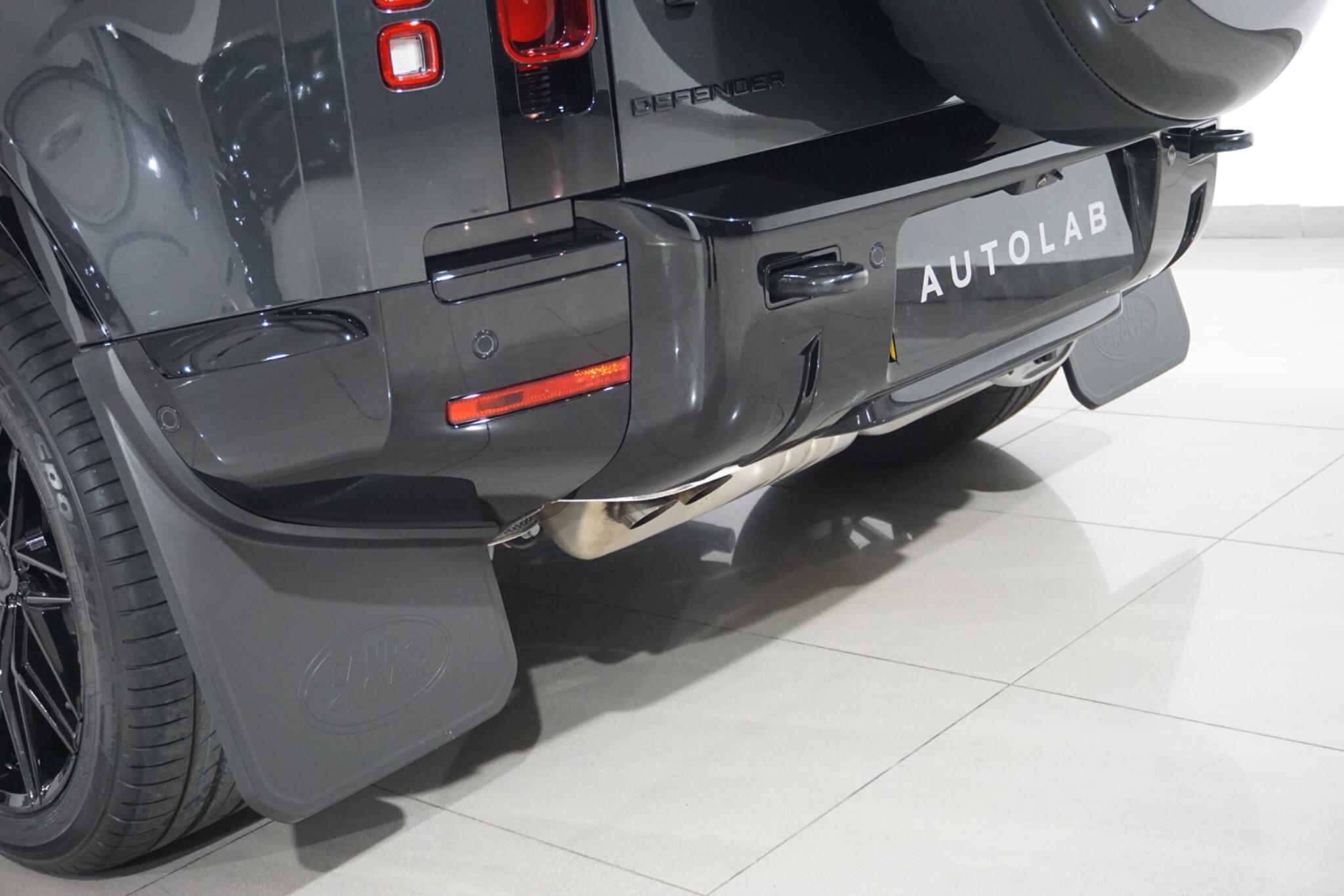 Land Rover Defender 110 3.0 D350 MHEV X-Dynamic HSE Hard Top SUV Auto 4WD MWB Euro 6 (s/s) 5dr